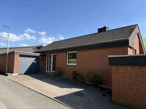 Foto - Haus zum Kaufen in Höxter 239.000,00 € 132 m²