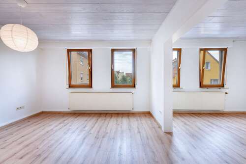 Foto - Wohnung zum Mieten in Stuttgart-Zuffenhausen 700,00 € 54.2 m²