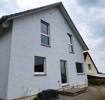 Haus zum Kaufen in Nessetal 249.000,00 € 114.39 m²
