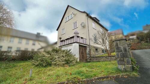 Foto - Haus zum Kaufen in Herborn 149.000,00 € 167 m²