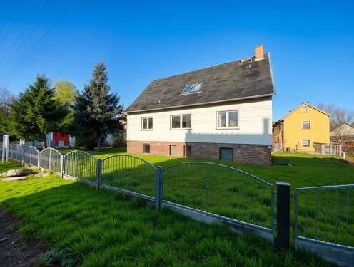 Foto - Haus zum Kaufen in Groß Schacksdorf-Simmersdorf 49.500,00 € 290 m²