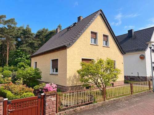 Foto - Haus zum Kaufen in Muldestausee 99.000,00 € 96.81 m²