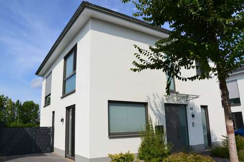 Foto - Haus zum Kaufen in Euskirchen-Stozheim 724.000,00 € 158 m²