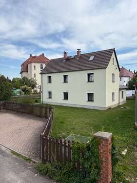 Foto - Haus zum Kaufen in Neukirchen 155.000,00 € 110 m²