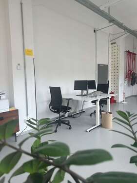Foto - Büro in Hamburg 350,00 € 4 m² - 350,00&nbsp;EUR Kaltmiete, ca.&nbsp; 4,00&nbsp;m&sup2;