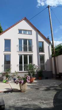 Foto - Haus zum Mieten in Frankfurt am Main 2.950,00 € 178 m²