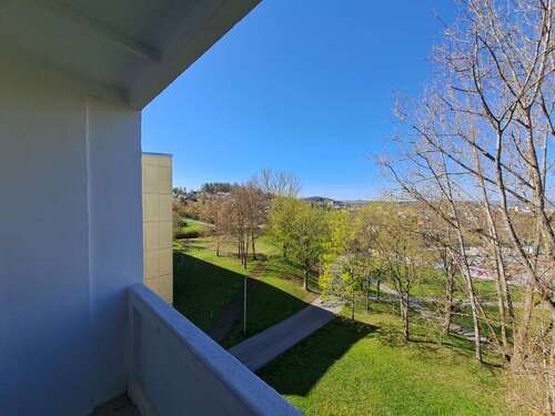 Foto - Wohnung zum Mieten in Plauen 406,02 € 80.4 m²