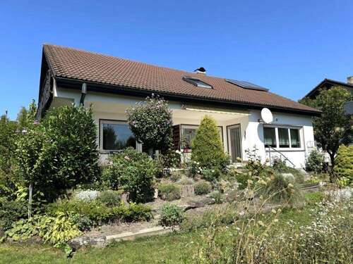 Foto - Haus zum Kaufen in Friedberg 925.000,00 € 207 m²