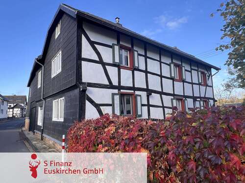 Foto - Haus zum Kaufen in Kall 179.000,00 € 151.99 m²