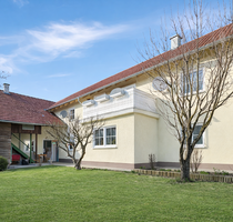 Haus zum Kaufen in Taufkirchen 649.000,00 € 280 m²