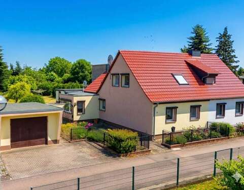 Foto - Haus zum Kaufen in Zörbig 85.000,00 € 100.27 m²