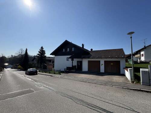 Foto - Haus zum Kaufen in Reischach 540.000,00 € 254 m²