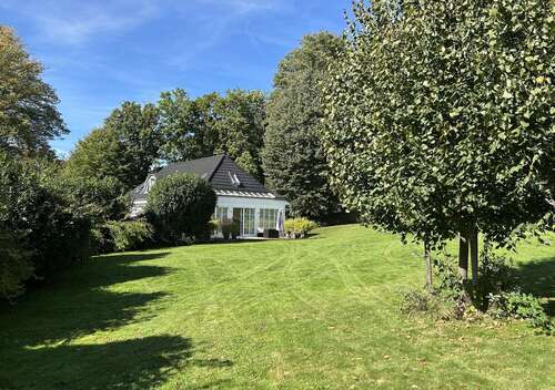 Foto - Haus zum Kaufen in Wermelskirchen 995.000,00 € 280 m²