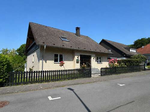 Foto - Haus zum Kaufen in Unkel 596.000,00 € 180 m²