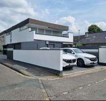 Haus zum Kaufen in Kaarst 1.090.000,00 € 285 m²