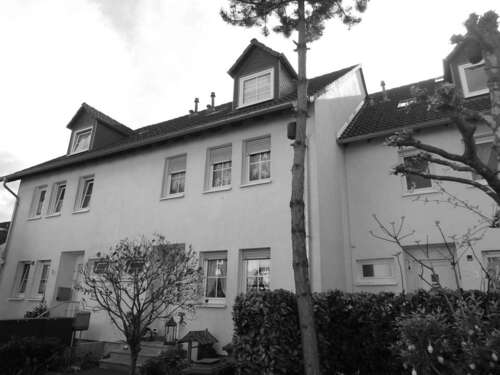 Foto - Haus zum Kaufen in Bruchköbel 569.000,00 € 151 m²