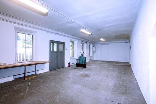 Foto - Halle in Baden-Württemberg - Schramberg 1.073,00 €