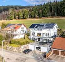 Haus zum Kaufen in Titisee-Neustadt 890.000,00 € 204 m²