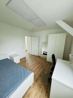 Foto - WG-Zimmer in Stuttgart 590,00 € 13 m²