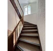 Haus zum Kaufen in Stuttgart 999.000,00 € 242 m²