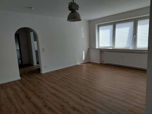 Foto - Wohnung zum Mieten in Duisburg 620,00 € 76 m²