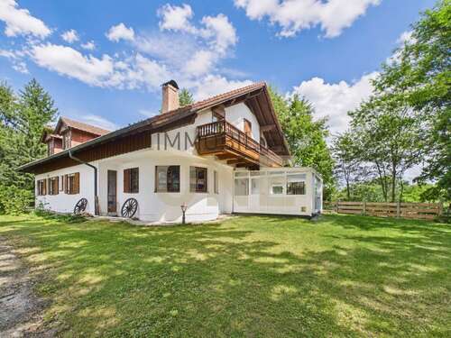 Foto - Haus zum Kaufen in Mallersdorf-Pfaffenberg 680.000,00 € 329.28 m²