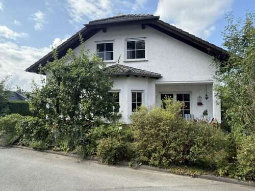 Foto - Haus zum Kaufen in Selters-Münster 399.000,00 € 144.6 m²