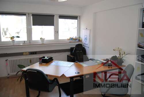 Foto - Büro in Köln 1.485,00 € 130 m² - 1.485,00&nbsp;EUR Kaltmiete, ca.&nbsp; 130,00&nbsp;m&sup2;