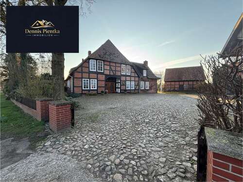 Foto - Haus zum Kaufen in Büchten 995.000,00 € 527 m²
