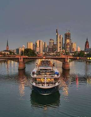 Foto - Haus zum Kaufen in Frankfurt 2.600.000,00 € 613 m²