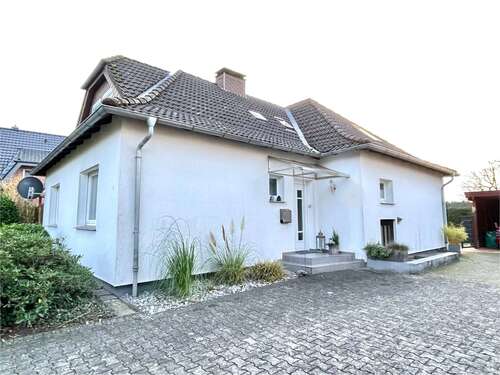 Foto - Haus zum Kaufen in Augustdorf 375.000,00 € 152 m²