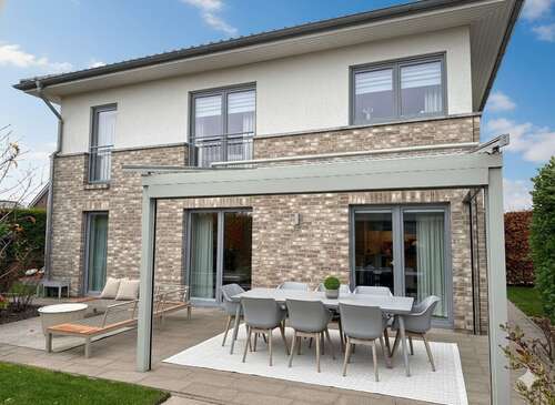 Foto - Haus zum Kaufen in Quickborn 895.000,00 € 142 m²