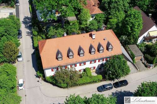 Foto - Haus zum Kaufen in München 2.290.000,00 € 251 m²