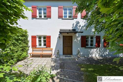 Foto - Haus zum Kaufen in München 2.290.000,00 € 251 m²