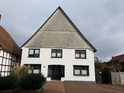 Foto - Haus zum Kaufen in Barntrup - Alverdissen 215.000,00 € 229 m²