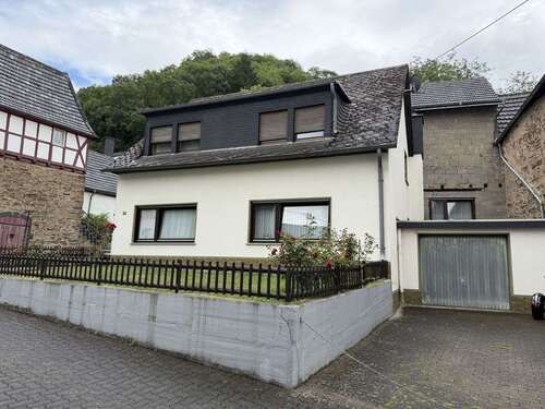 Foto - Haus zum Kaufen in Hammerstein 225.000,00 € 113 m²