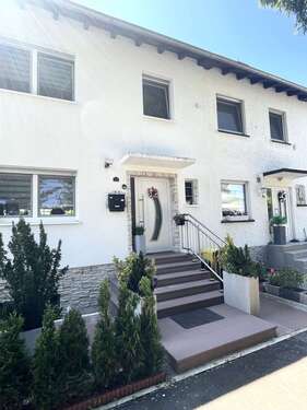 Foto - Haus zum Kaufen in Maintal 680.000,00 € 118.27 m²