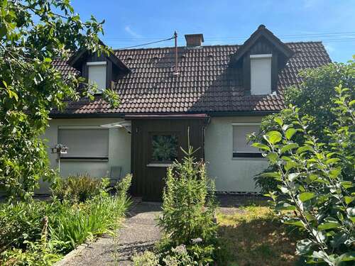 Foto - Haus zum Kaufen in Giengen an der Brenz Burgberg 210.000,00 € 79.4 m²
