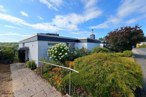 Foto - Haus zum Kaufen in Leverkusen 748.000,00 € 165 m²