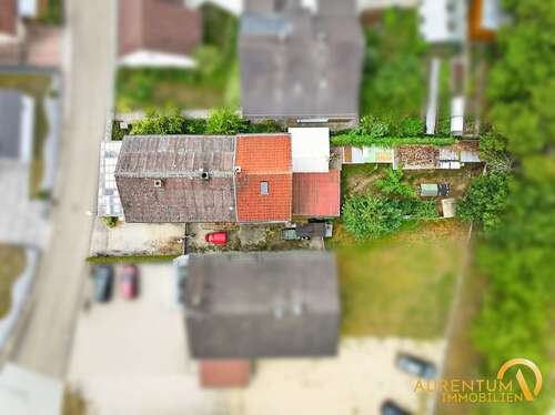 Foto - Haus zum Kaufen in Siegenburg 325.000,00 € 240 m²