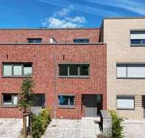 Haus zum Mieten in Bremen 1.700,00 € 150.37 m²