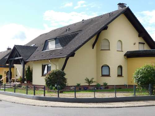 Foto - Haus zum Kaufen in Großwallstadt 699.000,00 € 280 m²