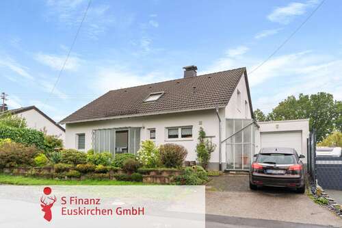 Foto - Haus zum Kaufen in Hellenthal 269.000,00 € 176.35 m²