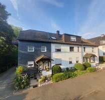 Haus zum Kaufen in Waldbröl 388.000,00 € 413 m²