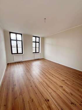 Foto - Wohnung zum Mieten in Hartmannsdorf 515,00 € 81.87 m²