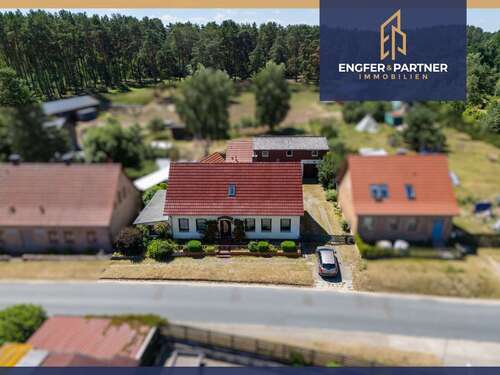 Foto - Haus zum Kaufen in Mirow Blankenförde 259.000,00 € 219 m²