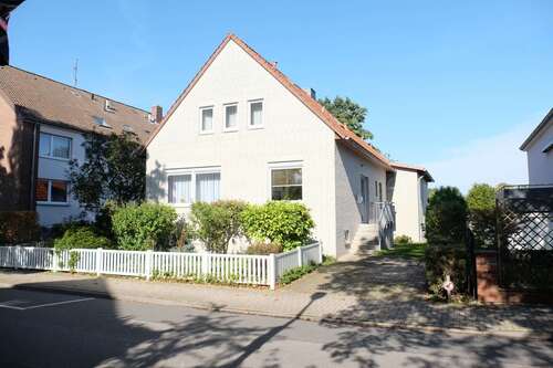 Foto - Haus zum Kaufen in Langenhagen 648.750,00 € 206 m²