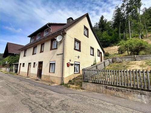 Foto - Haus zum Kaufen in Lenzkirch 195.000,00 € 148 m²