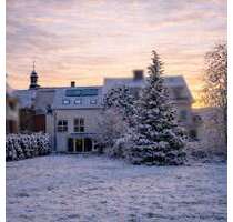 Haus zum Kaufen in Bad Vilbel 1.569.000,00 € 389 m²