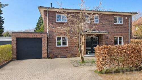 Foto - Haus zum Kaufen in Hamburg Volksdorf 1.520.000,00 € 154 m²